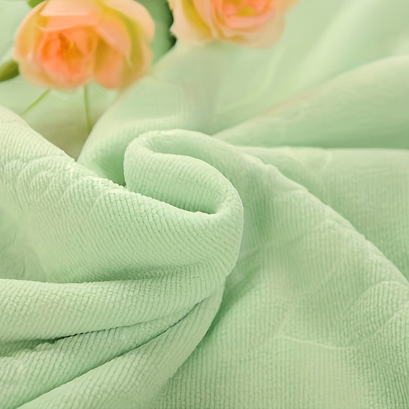 Super Soft Microfiber Bath Towel, Highly Absorbent and Quick Drying Design with Cute Bear Pattern, Suitable for Bathroom, Shower, Swimming Pool and Beach - 200g Thickened Microfiber Cloth