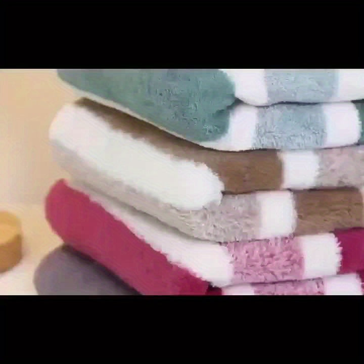 Simple coral velvet stripe towel bath towel set, RV shower supplies, strong water absorption, soft and Light Beige-friendly, no lint